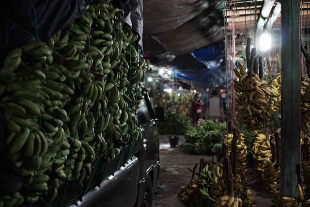 pasar pisang kebayoran lama