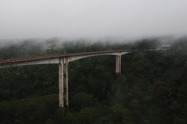 Minimal Sekali Seumur Hidup, Kamu Harus Main ke 7 Jembatan Keren di Indonesia Ini