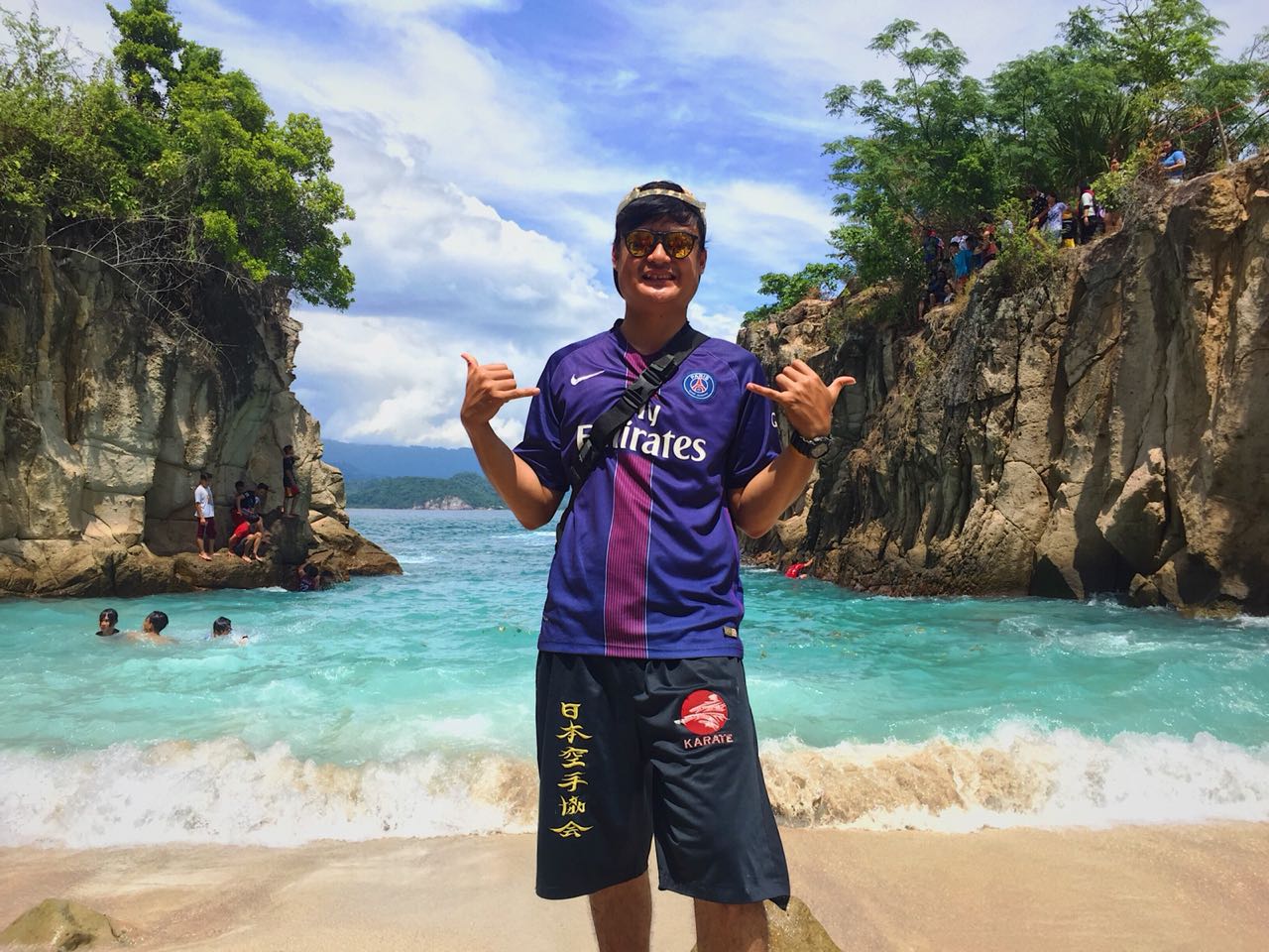 Wisata Ke Pulau Lak / Mamats