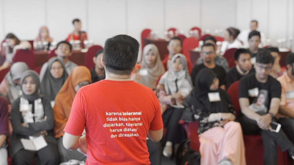 Belajar Toleransi bersama ANTEROxSabangMerauke di Makassar
