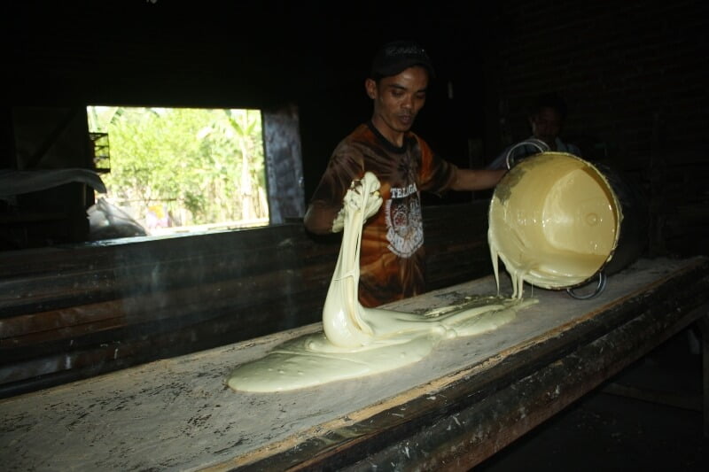 Proses Pembuatan Brem di Madiun