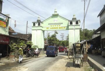 Berziarah ke Makam Ki Ageng Selo, Menyusuri Jejak “Sang Penangkap Petir” (1)