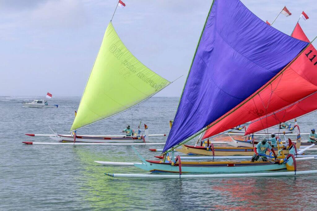 Lomba Balap Perahu Jungkung Sanur Village Festival 2017
