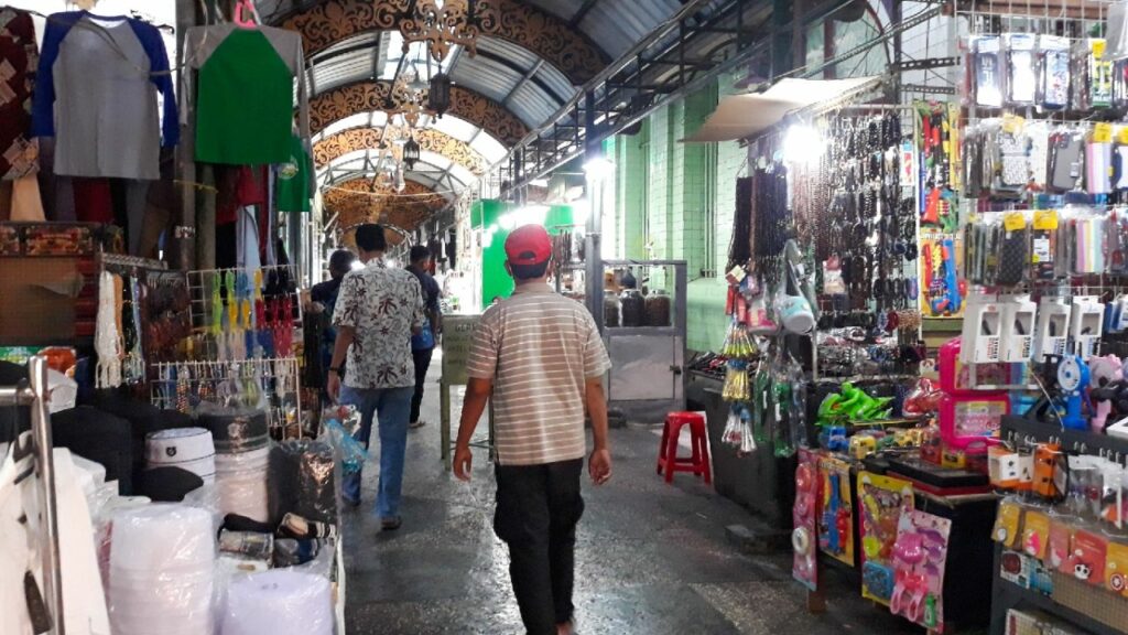 Area Pasar Masjid Ampel (Zahir)