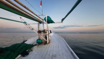 Menuju Makassar dengan Kapal Pa'gae dari Pulau Pandangan