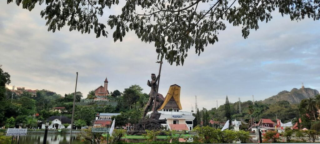Monumen Perjuangan Toraja