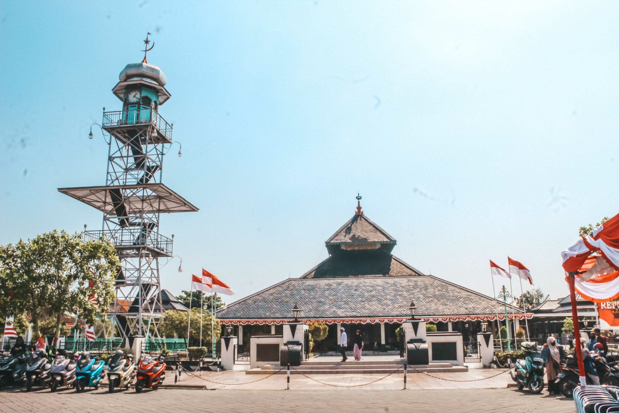 Mengungkap Keindahan Masjid Agung Demak Peninggalan Walisongo