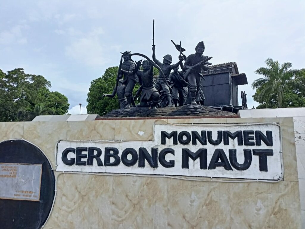 Mengenang Para Pahlawan Di Monumen Gerbong Maut Bondowoso - TelusuRI