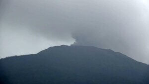 Erupsi Marapi dan Prioritas Keselamatan Wisata Pendakian Gunung