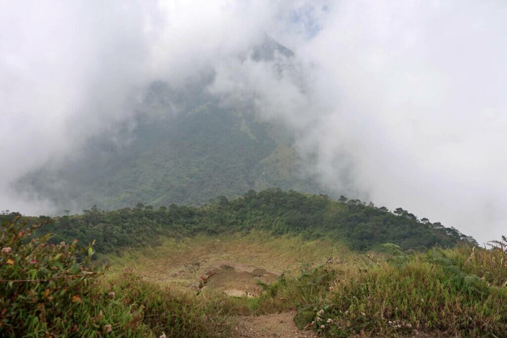 Panduan Pendakian Gunung Kembang via Blembem Wonosobo