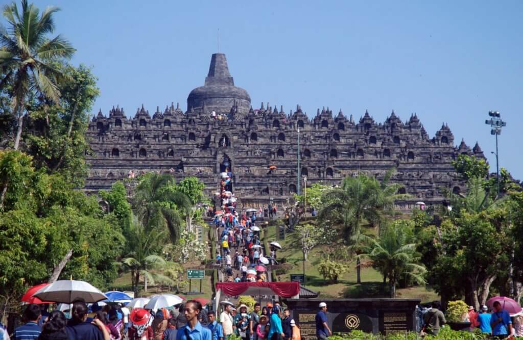 The Manifestations of Overtourism in Indonesia