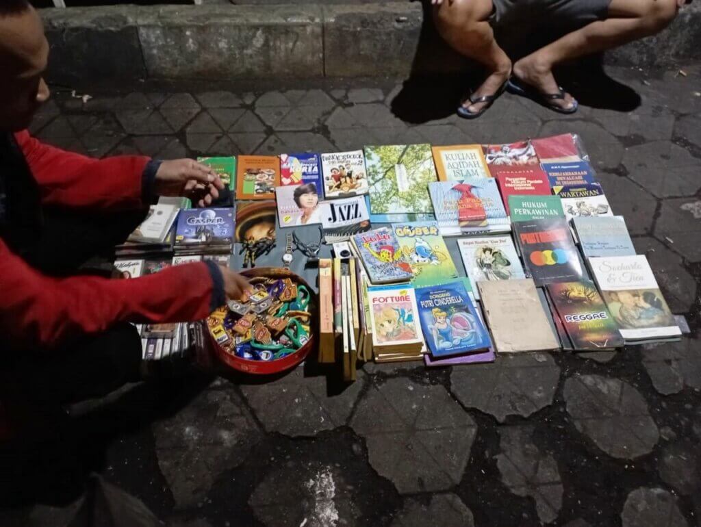 Rekomendasi Barang Bekas di Pasar Senthir Yogyakarta