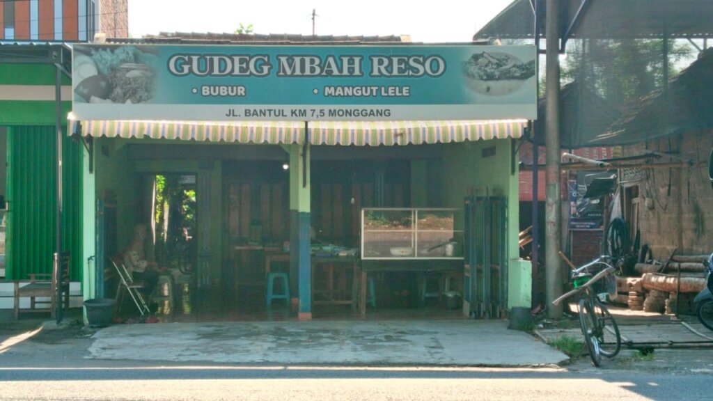 Demi Sebungkus Bubur Gudeg Mbah Reso