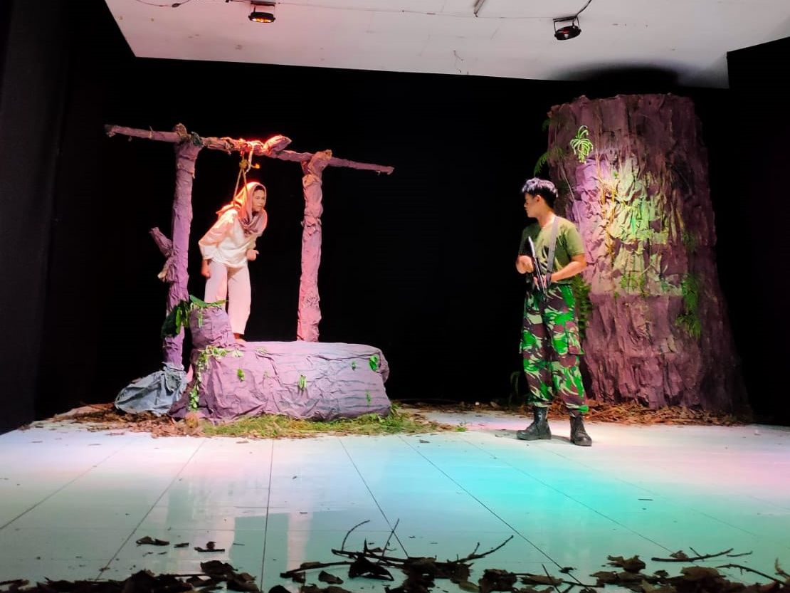 Teater Hompimpah UMM: Mendaras Kematian Lintas Filosofi