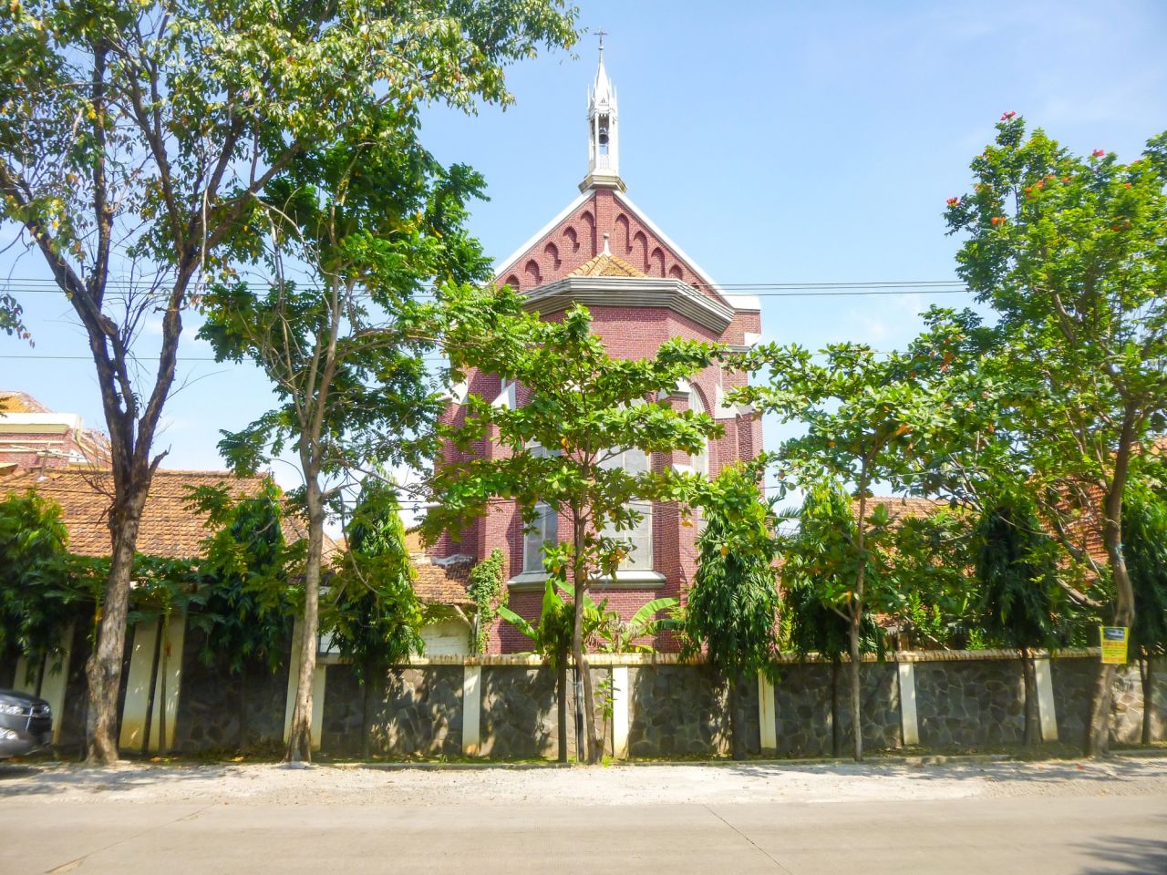 Menelusuri Gereja Katolik Santo Yusuf dan Susteran St. Fransiskus di Kampung Lawas Gedangan Semarang (2)