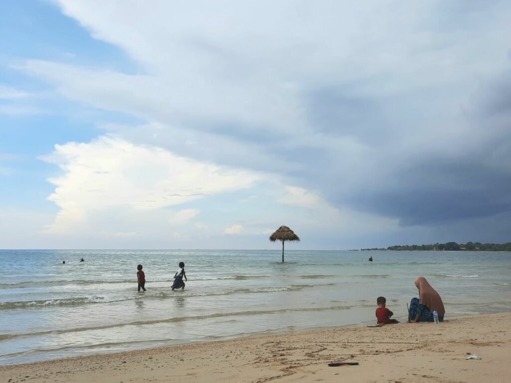 Pantai Tlangoh Bangkalan: Mengubah Mitos dengan Pariwisata Berbasis Masyarakat