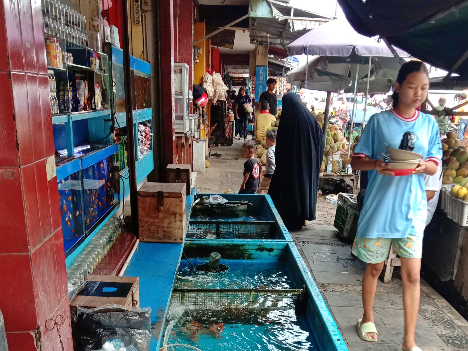 Pasar Kanoman di Hati Wisatawan