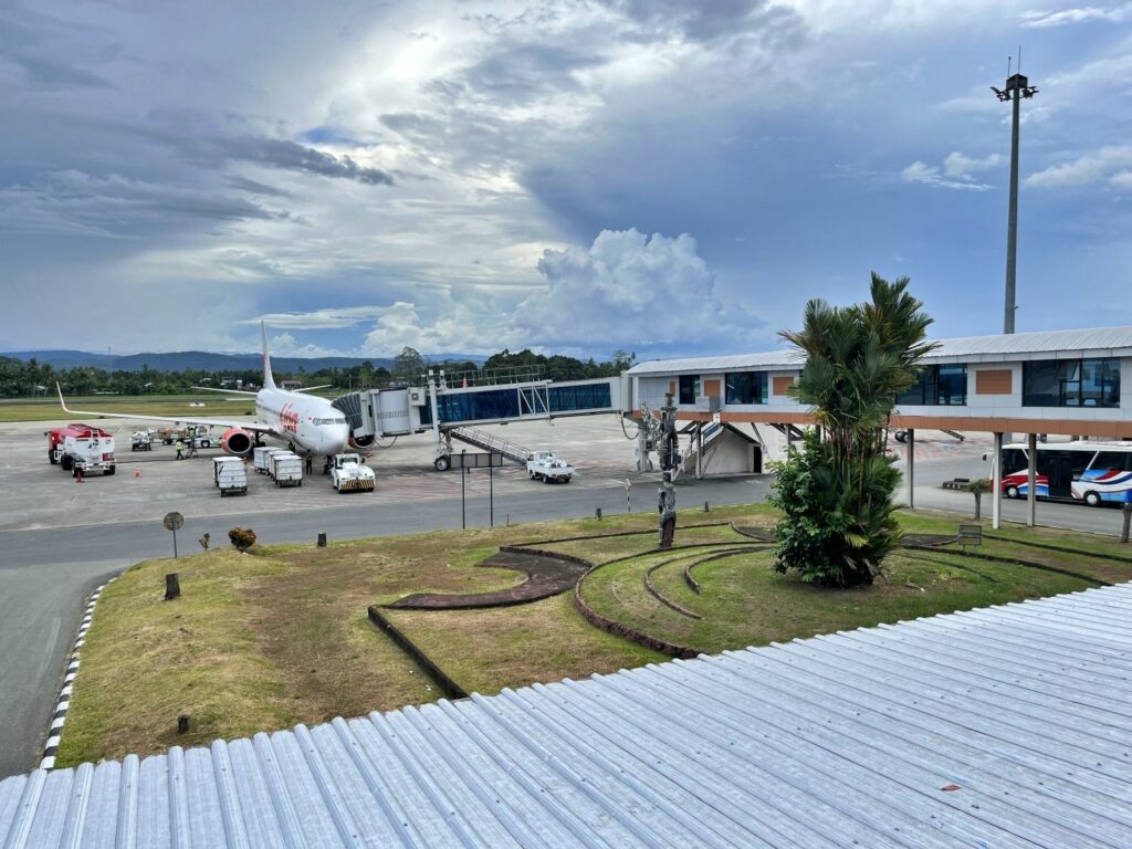 Perjalanan Penuh Doa di Langit Sorong–Jayapura