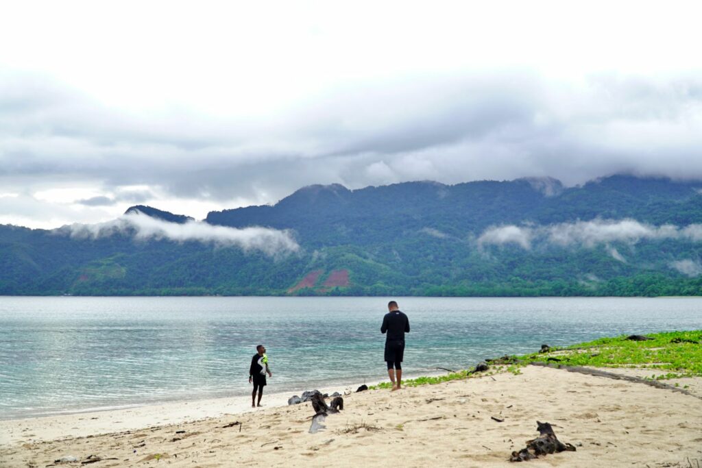 Pulau Um dan Petuah-Petuah Kehidupan