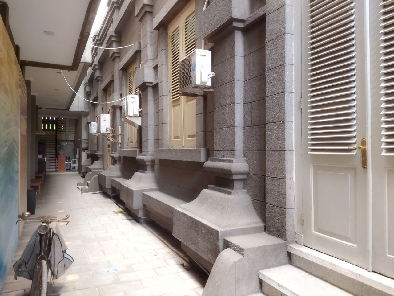 Menjelajahi Kampung Lawas Ngesusan, Melihat Karya Arsitektur Mas Aboekassan di Surakarta