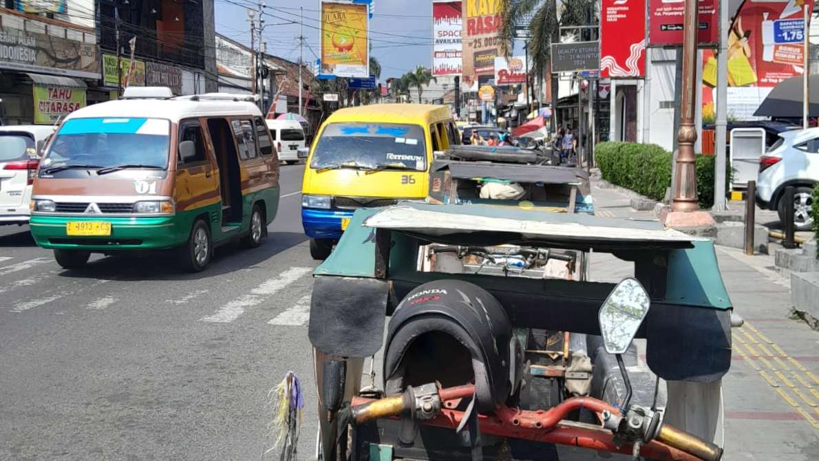 Bertandang ke Sumedang